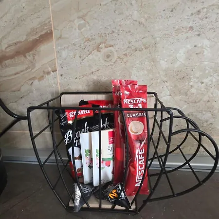 דירה Apartman Ameti 6 New Near Airport סראייבו
