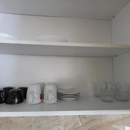 דירה Apartman Ameti 6 New Near Airport