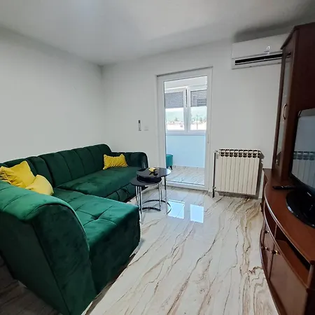 Ameti 6 New Near Airport * Sarajevo