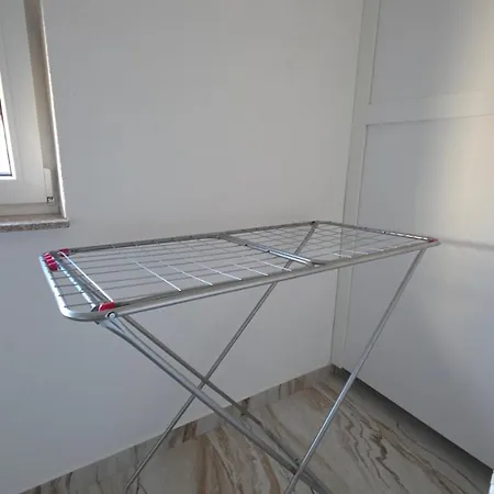 Ameti 6 New Near Airport Sarajevo
